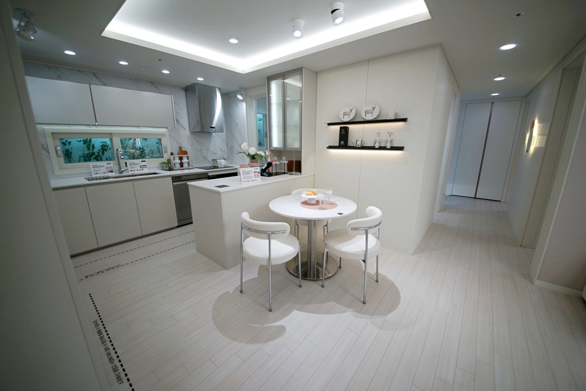 ȭ����û�� ������ ����